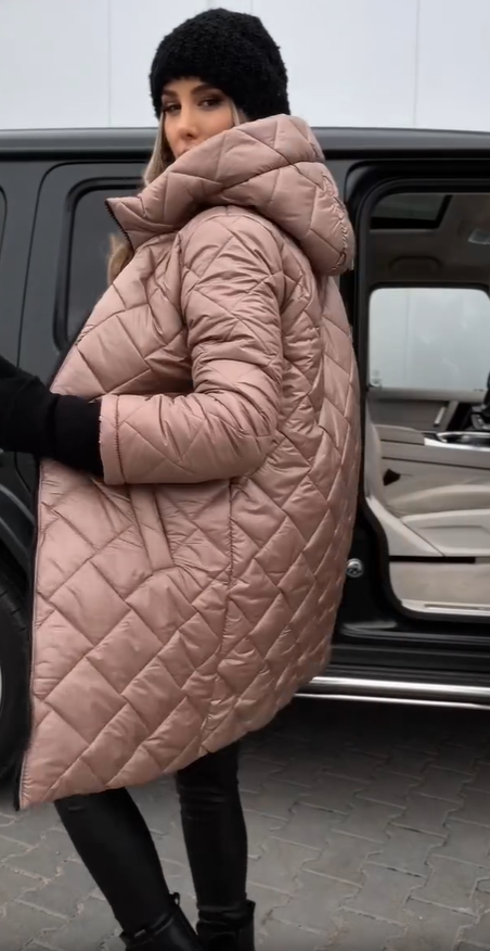 Bogna™ | Elegancka pikowana kurtka puchowa z kapturem